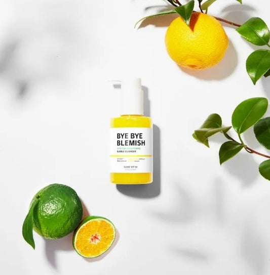 SOME BY MI - Bye Bye Blemish Vita Tox Brightening Bubble Cleanser - Mousse nettoyante